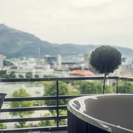 ノージ バイ スカンディック ホテル 5*